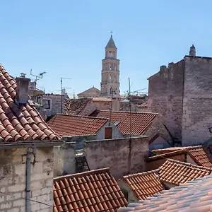 Luxury Rustic Chic Pensión Split